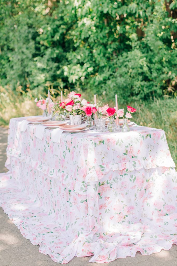 rosa tischdecke für Hochzeit
