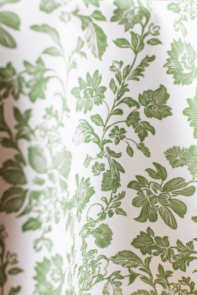 Premium Tischwäsche mit Motiv mieten